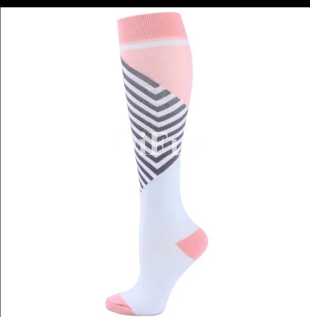 Image of compression socks: Knee-high stockings in various colors, showcasing their 20-30 mmHg compression level. The socks are displayed on leg models, emphasizing their benefits for circulation, edema, diabetes, and varicose veins.