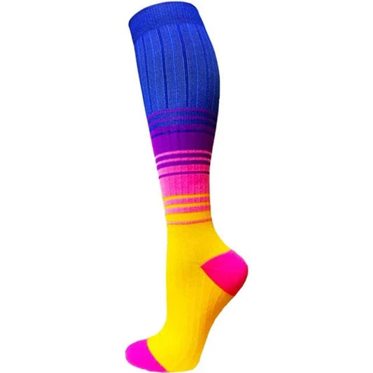 Image of compression socks: Knee-high stockings in various colors, showcasing their 20-30 mmHg compression level. The socks are displayed on leg models, emphasizing their benefits for circulation, edema, diabetes, and varicose veins.