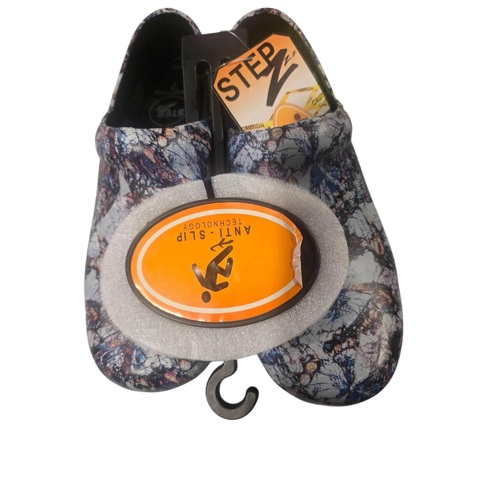 Step Z anti-slip memory foam work clogs women’s size 7 slip-on shoes
