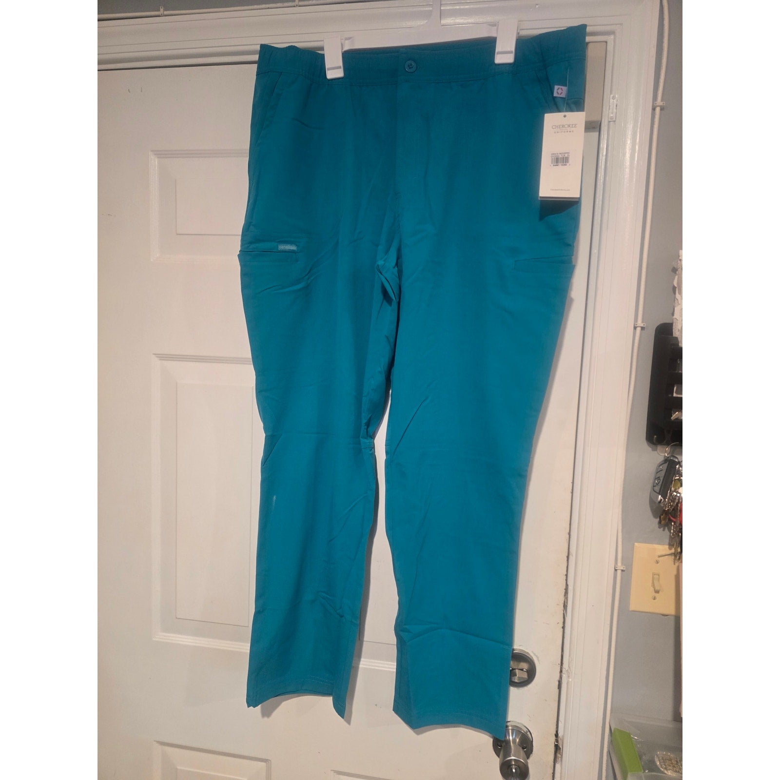 Cherokee Euphoria men’s XL teal blue cargo scrub pants CK205A NWT with utility pockets and antimicrobial stretch fabric
