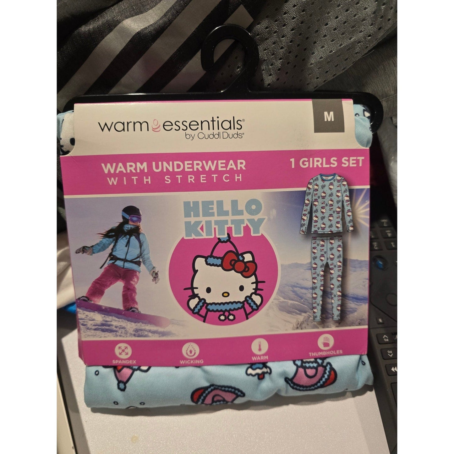 Hello Kitty Girls blue 2-piece base layer set with moisture-wicking fabric and thumbholes, size M 8/10